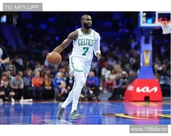 怀特谈杰伦布朗自我要求严格输球责任应由全队共同承担